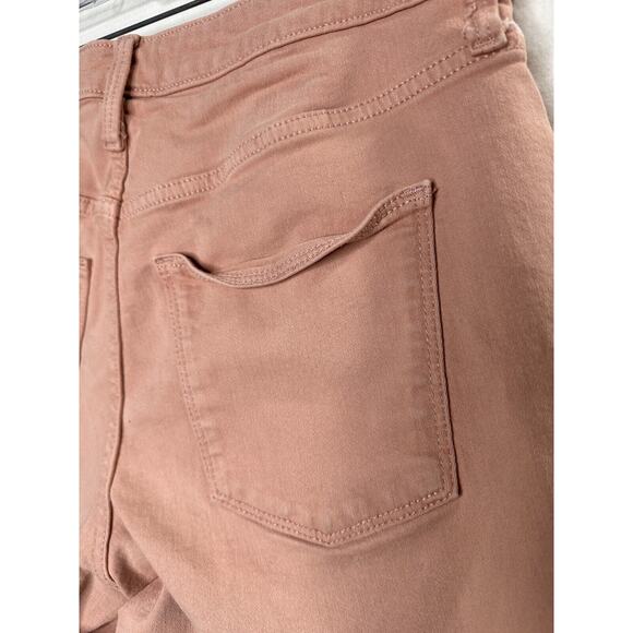 Universal Thread Peach High Rise Cut Off Raw Hem Jean Denim Shorts 8 / 29 - Picture 3 of 10